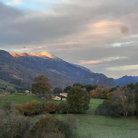 Casa Del Sauce - En La Montana Cerca Del Mar Casa de Férias *