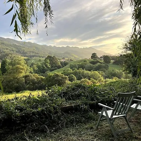 Casa Del Sauce - En La Montana Cerca Del Mar