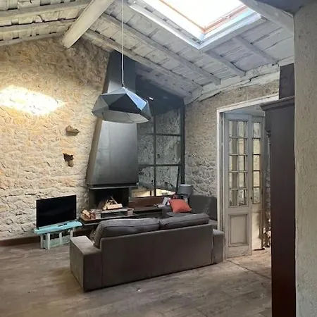 Casa Del Sauce - En La Montana Cerca Del Mar Casa de Férias *