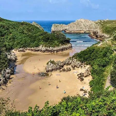 Casa Del Sauce - En La Montana Cerca Del Mar Casa de Férias *