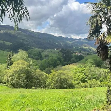Casa Del Sauce - En La Montana Cerca Del Mar Casa de Férias *